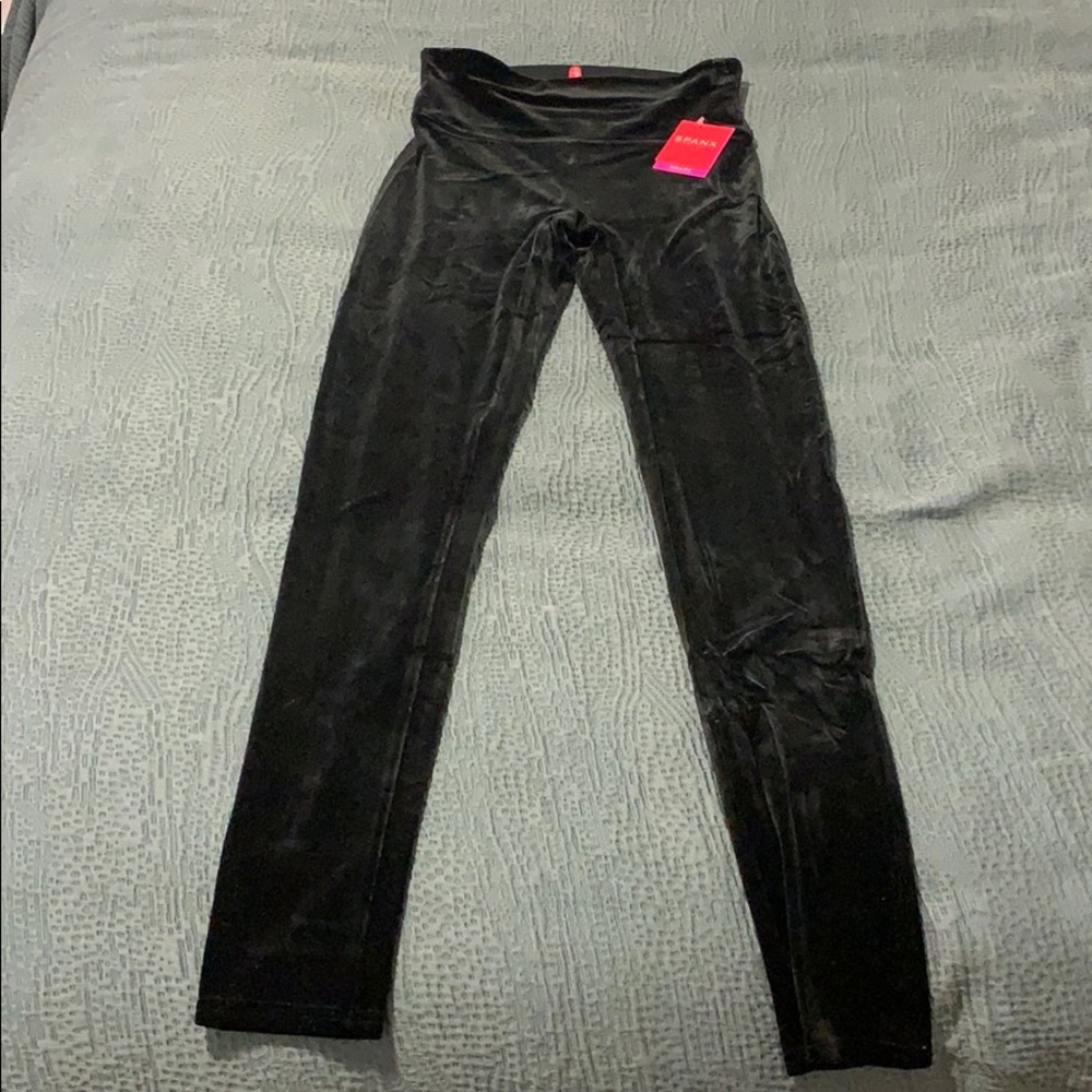 Spanx black velvet legging